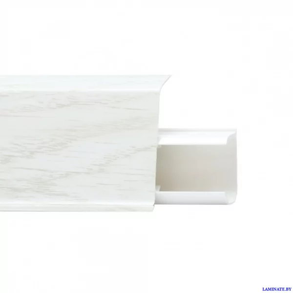 Плинтус Winart Quadro Лион 568