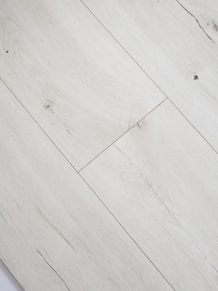 Фото Ламинат Unilin Clix Floor Basis CXB599 Дуб Виши
